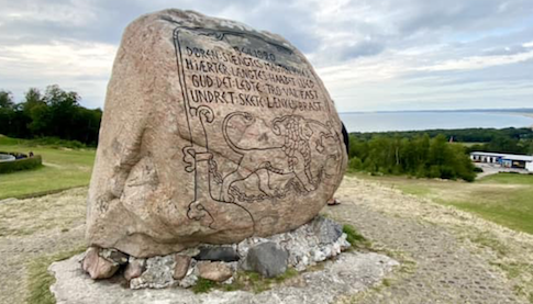 Der Stein auf dem Esterhøj